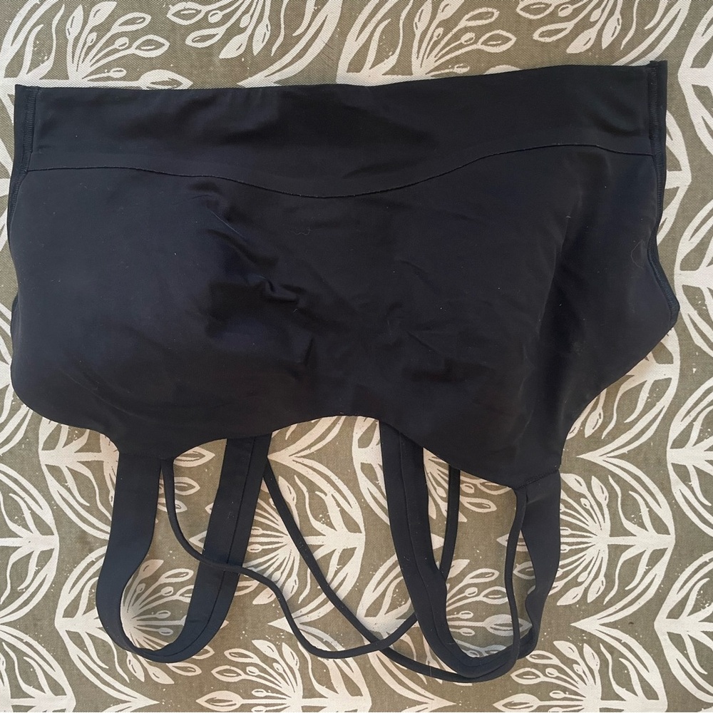 lululemon athletica Like A Cloud size 8 DD